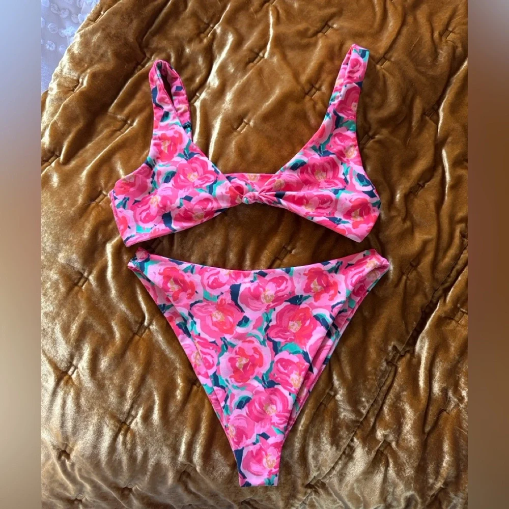 Skatie Bikini - Picture 1 of 6